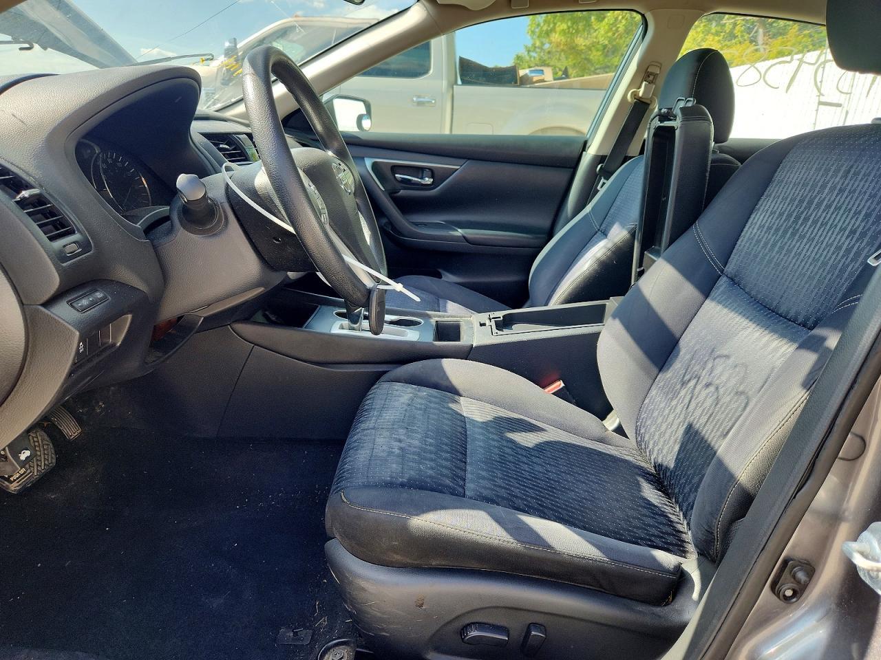 2017 Nissan Altima 2.5 S - Image 7