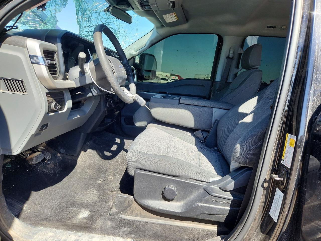 2024 Ford F250 Super Duty - Фото 7