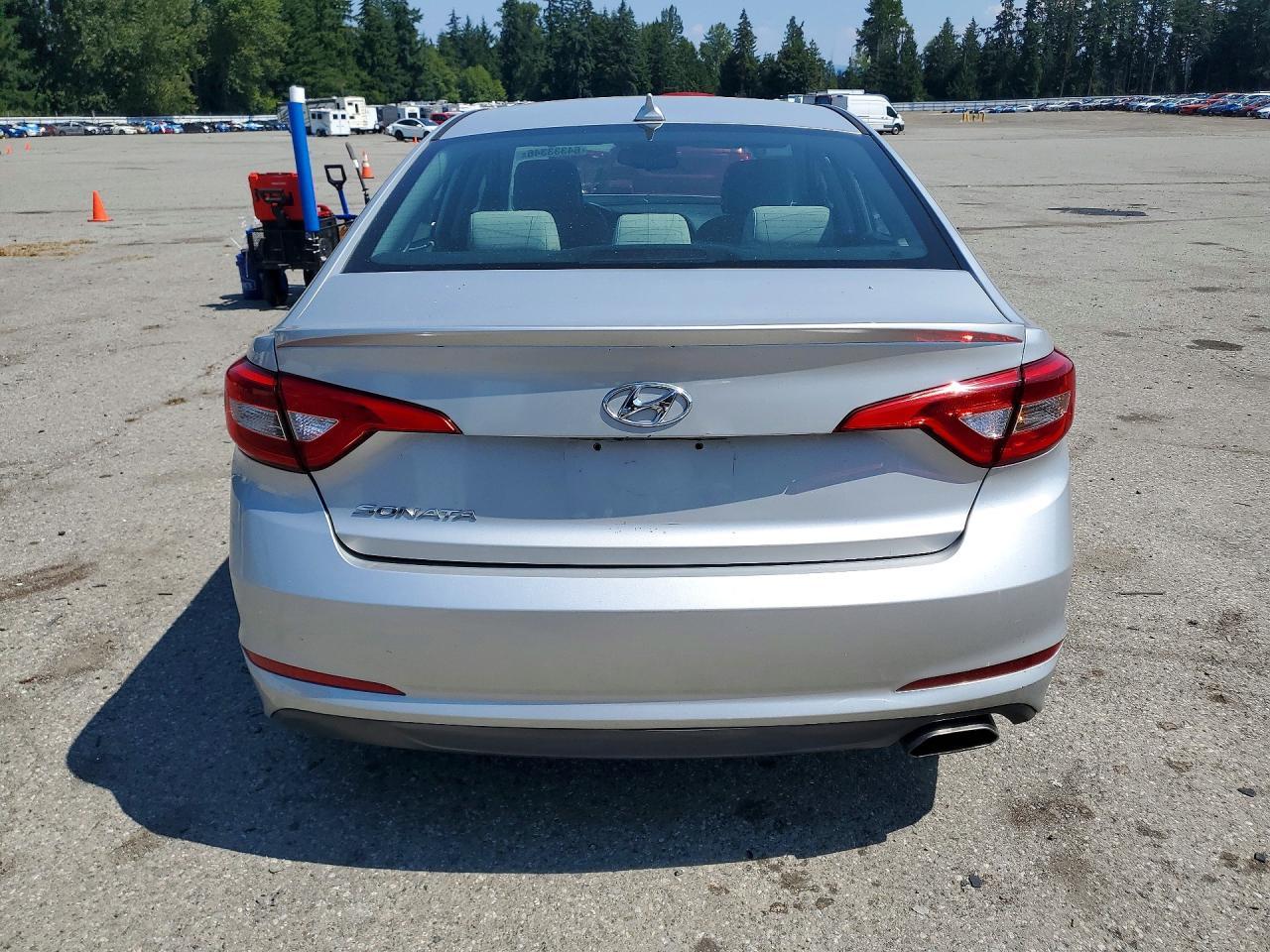 2017 Hyundai Sonata Se - Фото 6