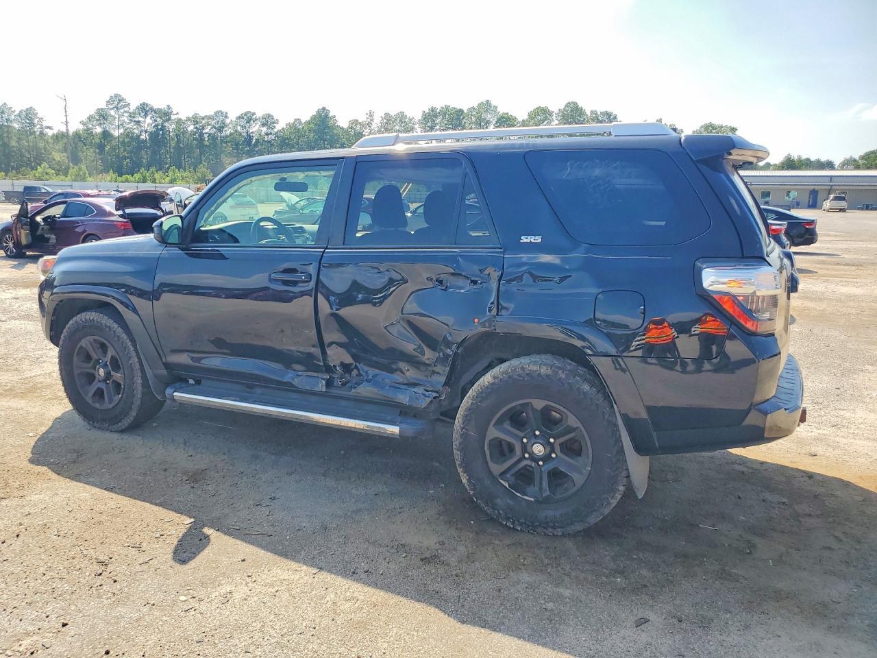 2016 Toyota 4Runner Sr5 - Фото 2