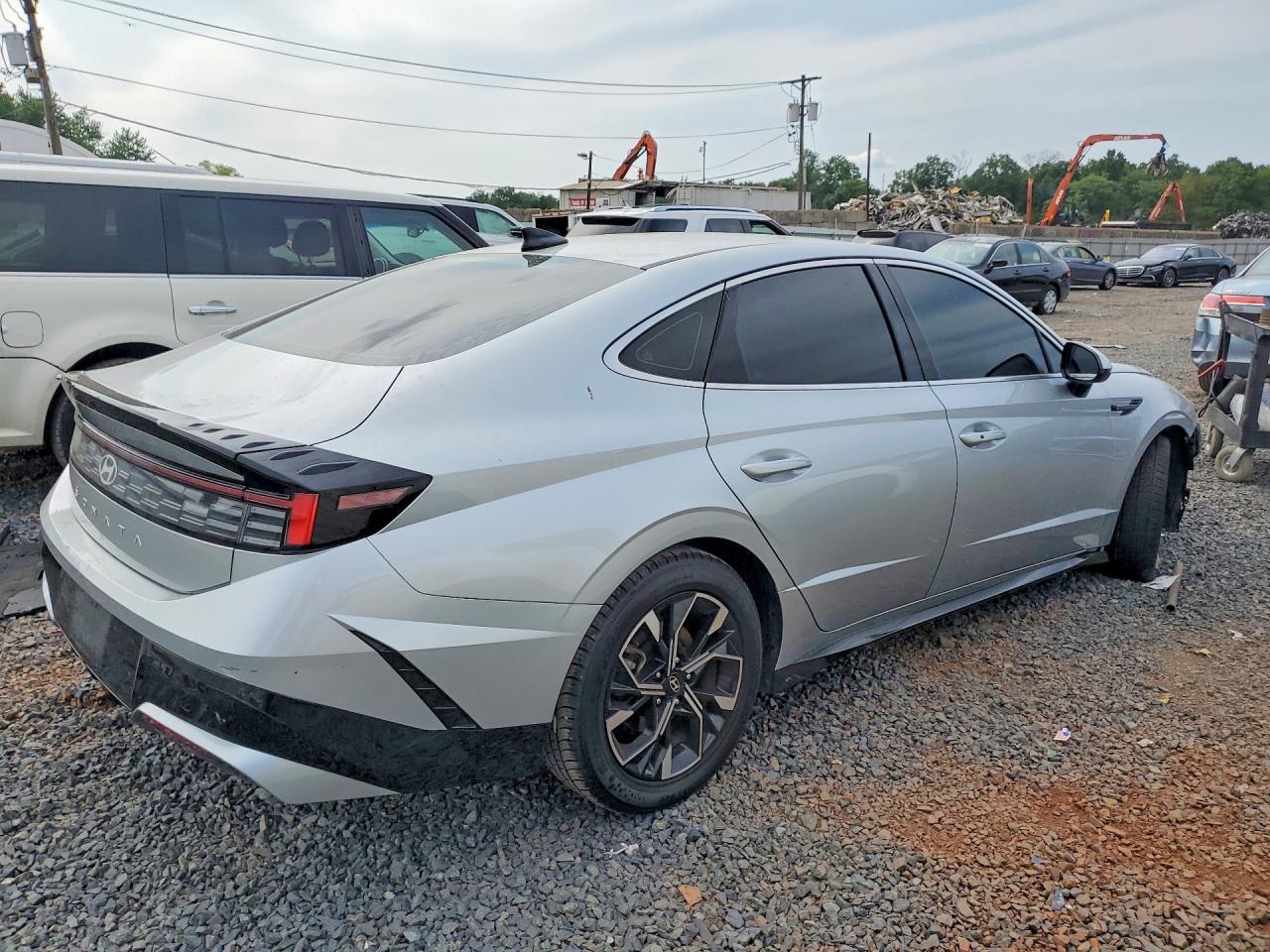 2024 Hyundai Sonata Sel - Image 3