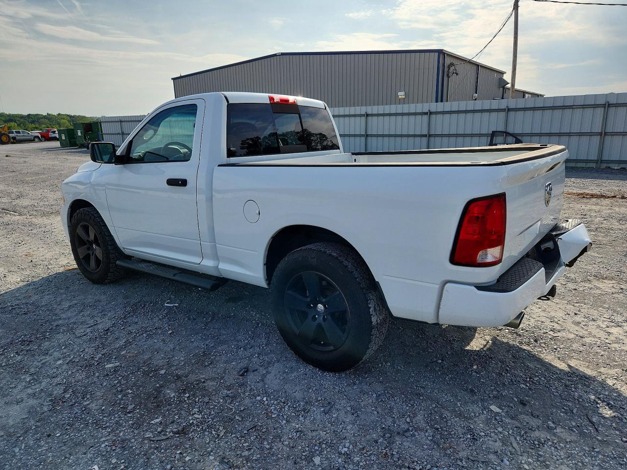 2012 Dodge Ram 1500 St - Фото 2