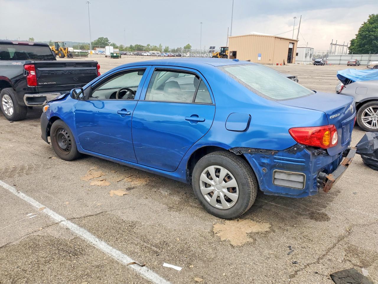 2010 Toyota Corolla Le - Фото 2