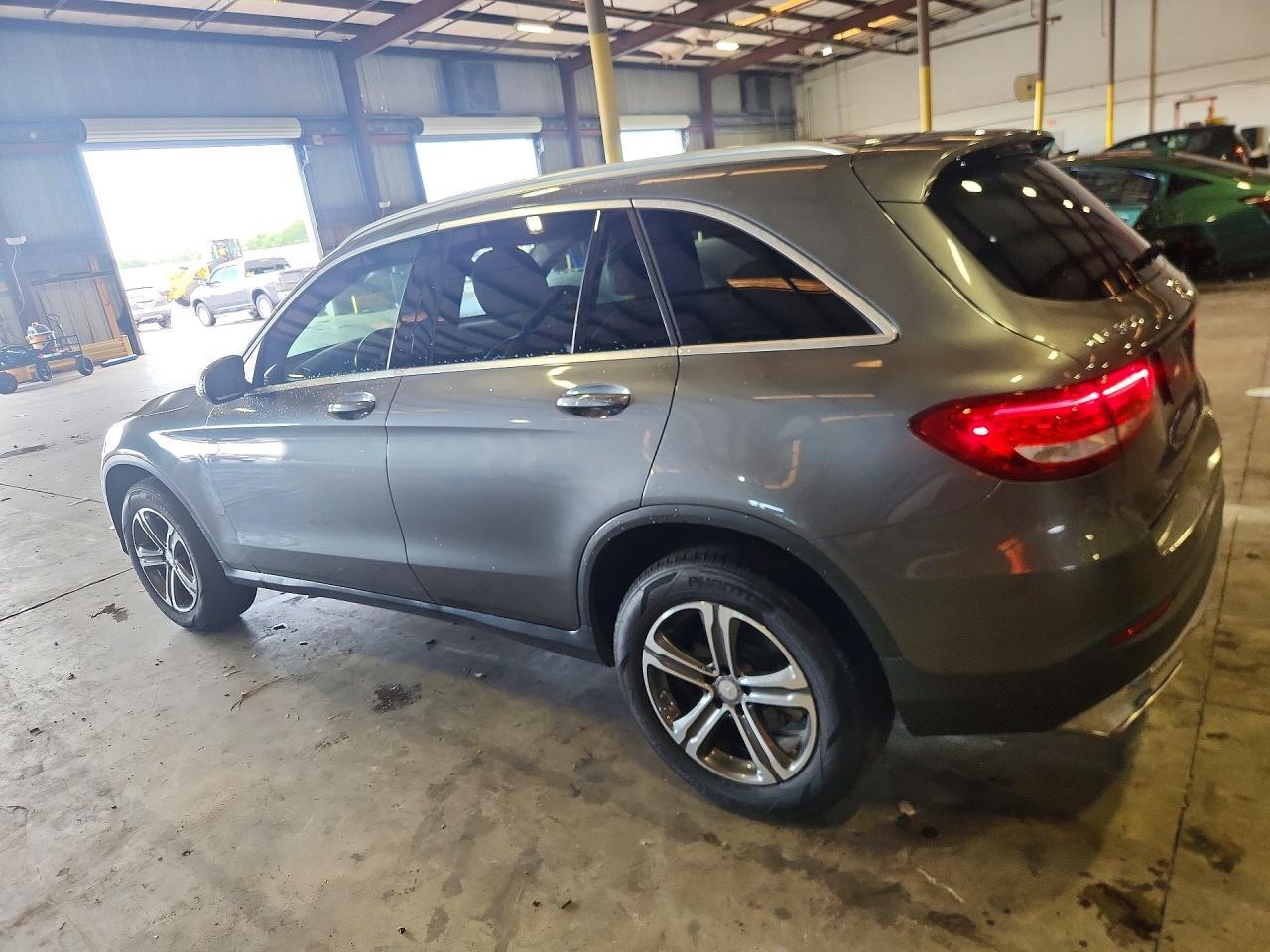 2016 Mercedes-Benz Glc 300 - Фото 2