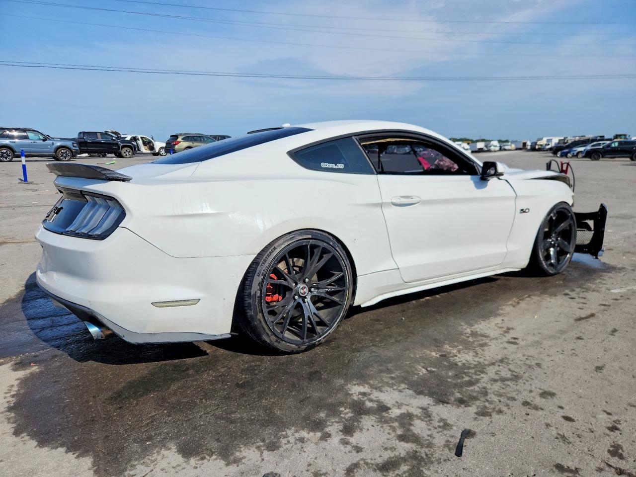 2015 Ford Mustang Gt - Image 3