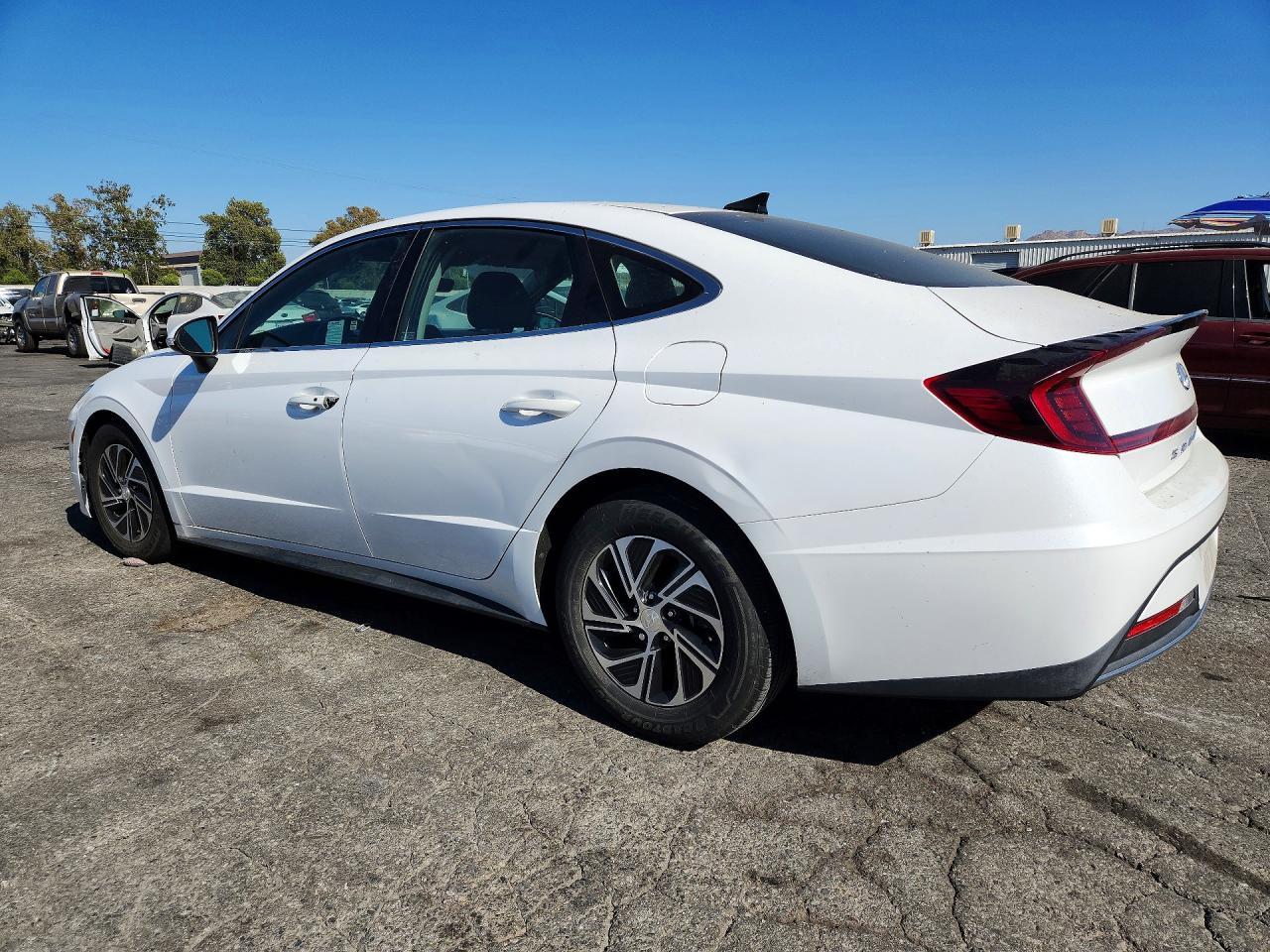 2021 Hyundai Sonata Hybrid Blue - Image 2