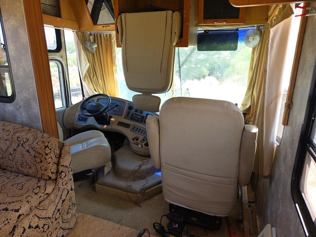 2004 Ford 550 Super Rv - Фото 5