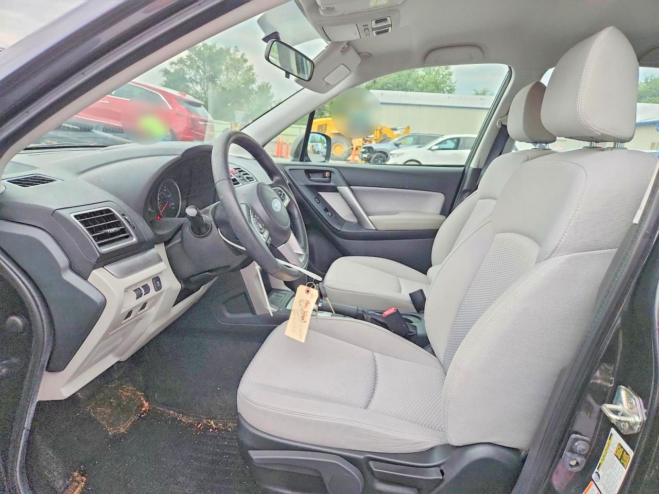 2017 Subaru Forester 2.5I - Image 7