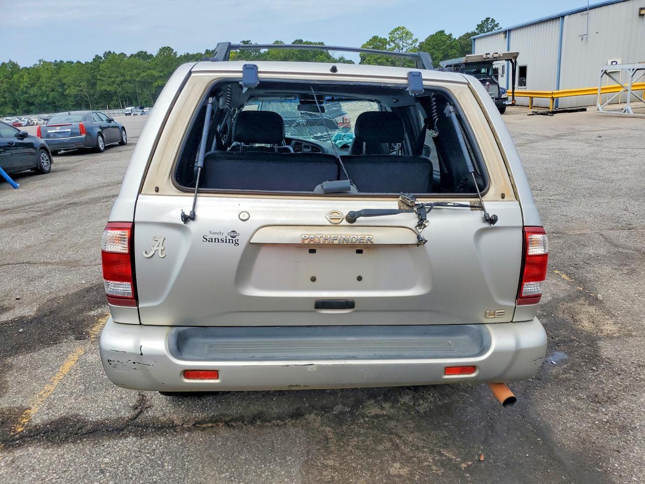 2004 Nissan Pathfinder Se - Image 6