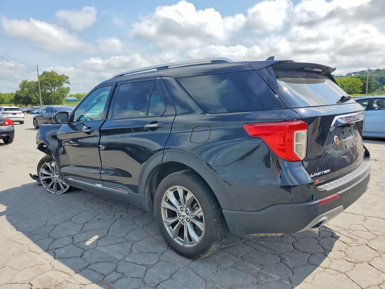 2023 Ford Explorer Limited - Фото 2