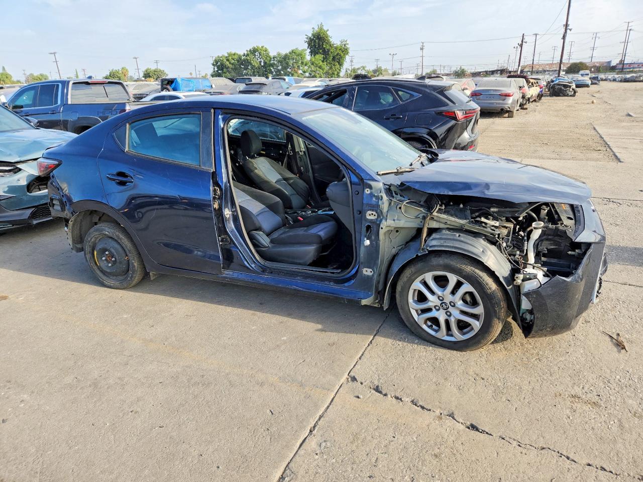2016 Scion Ia Base - Image 4