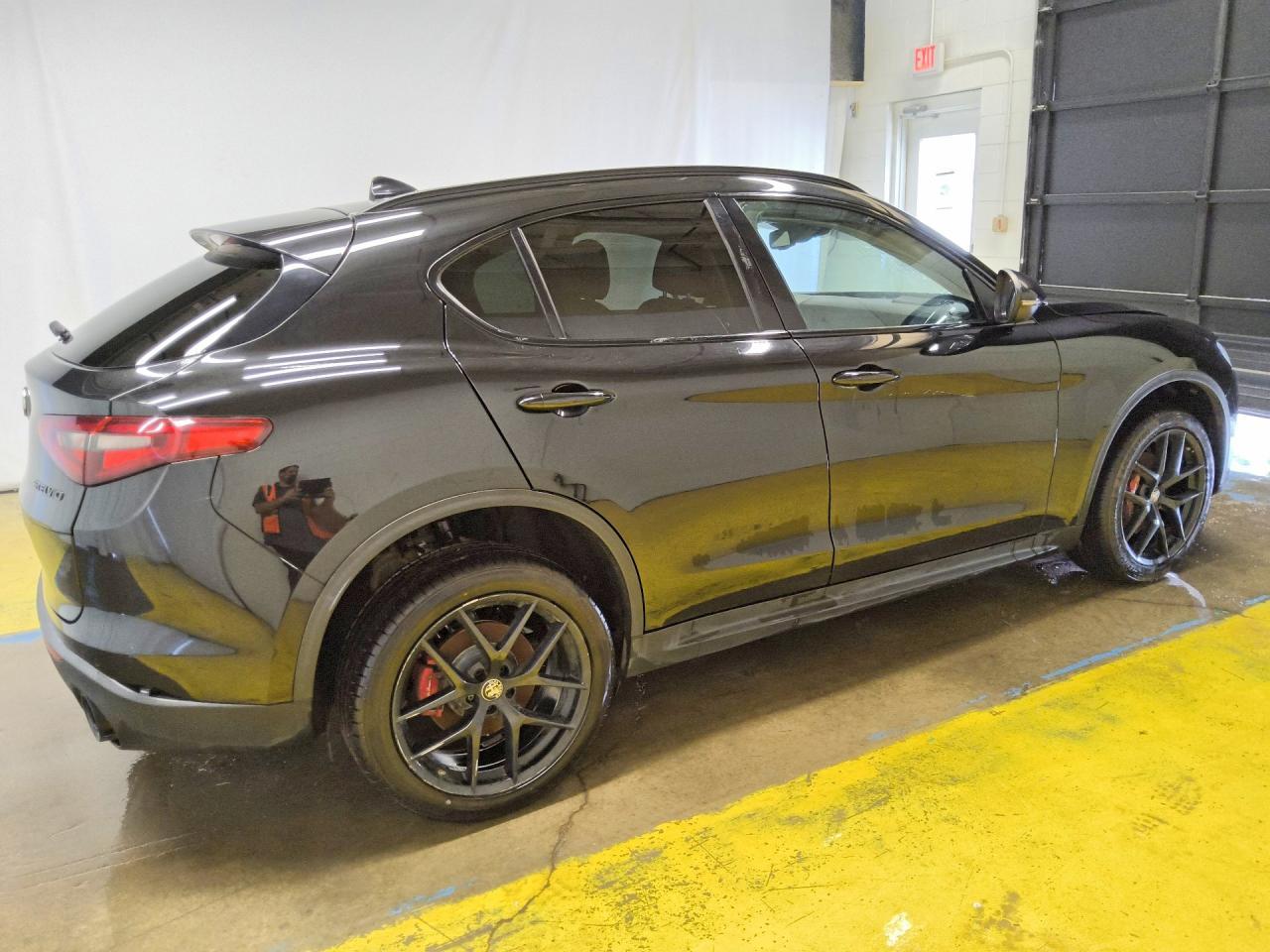 2020 Alfa Romeo Stelvio - Image 3