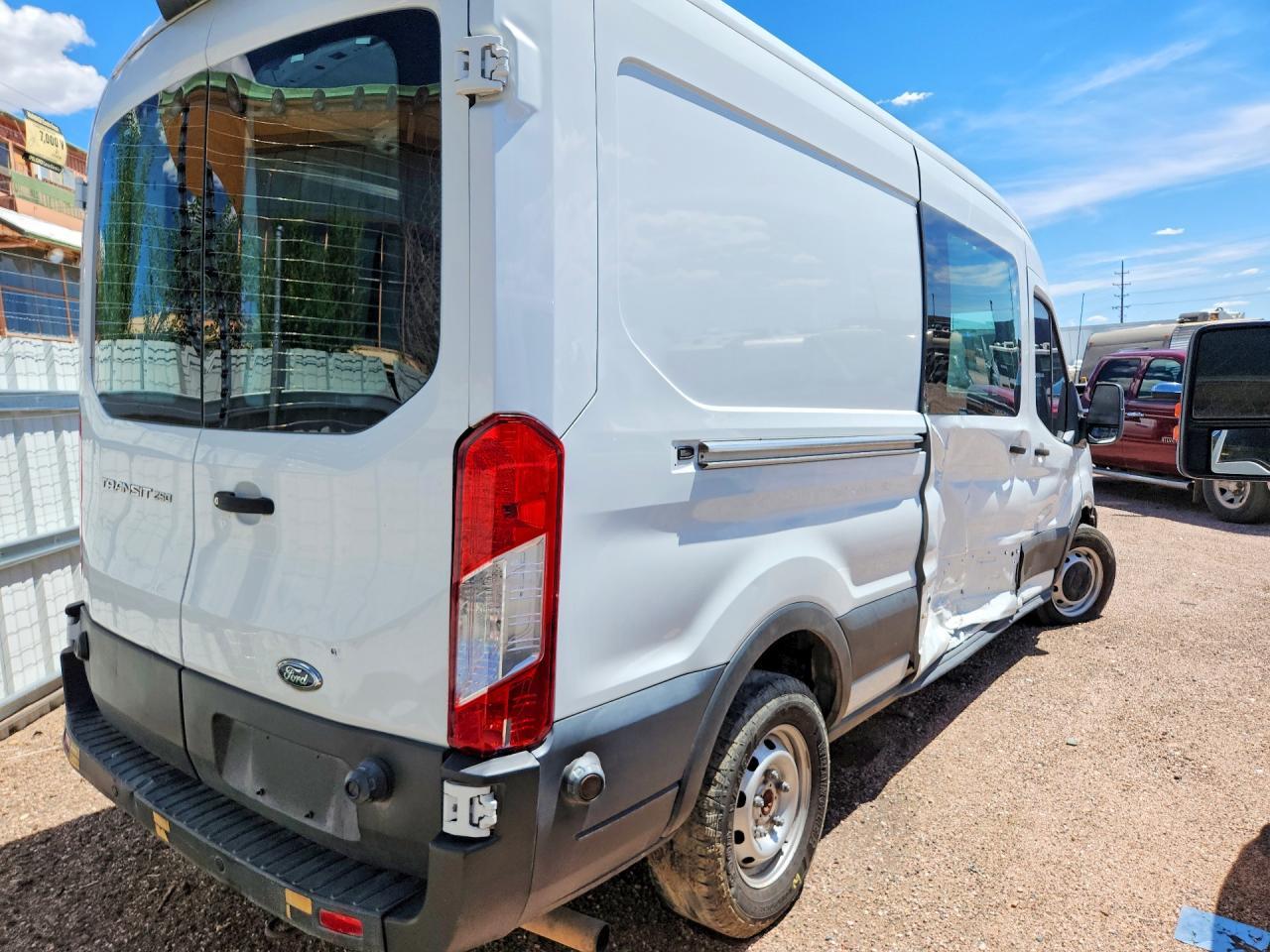 2020 Ford Transit T-250 - Фото 3