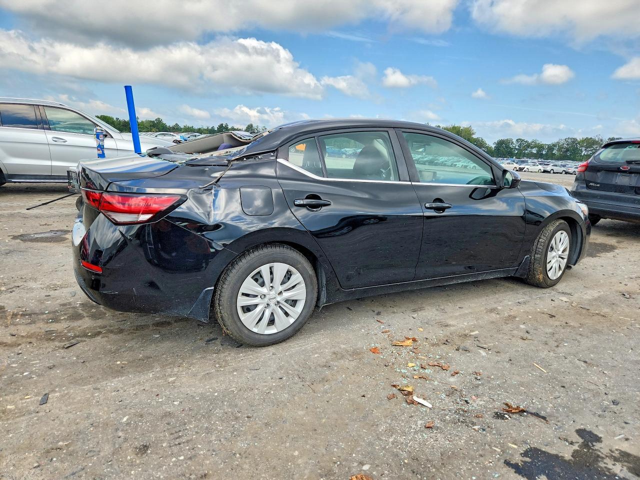 2020 Nissan Sentra S - Image 3