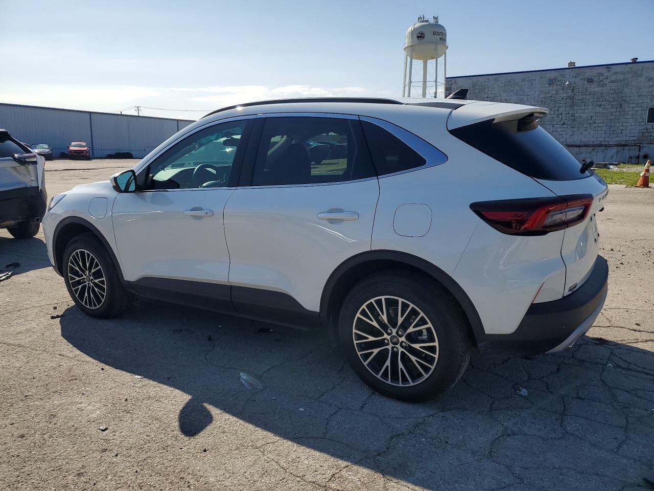 2026 Ford Escape - Фото 2