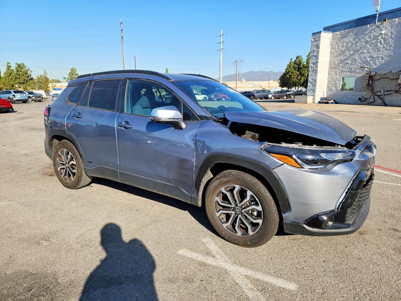 2024 Toyota Corolla Cross Hybrid Se - Фото 4
