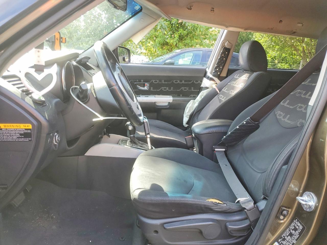 2012 Kia Soul + - Image 7