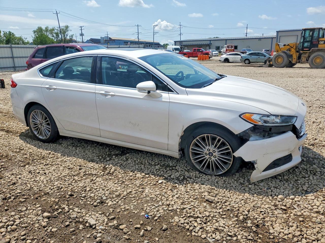 2016 Ford Fusion Se - Фото 4