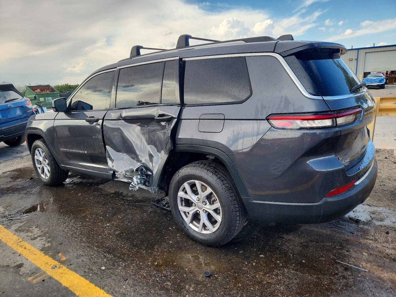 2022 Jeep Grand Cherokee L Limited - Image 2