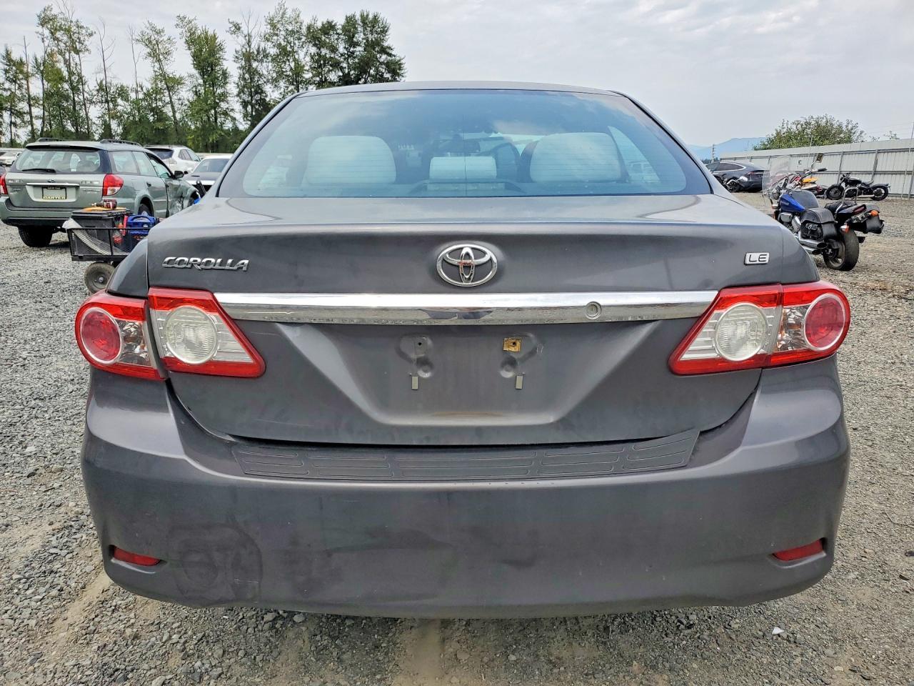 2011 Toyota Corolla Le - Фото 6