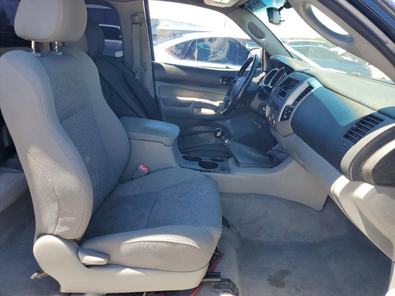 2005 Toyota Tacoma X-Runner V6 - Image 7
