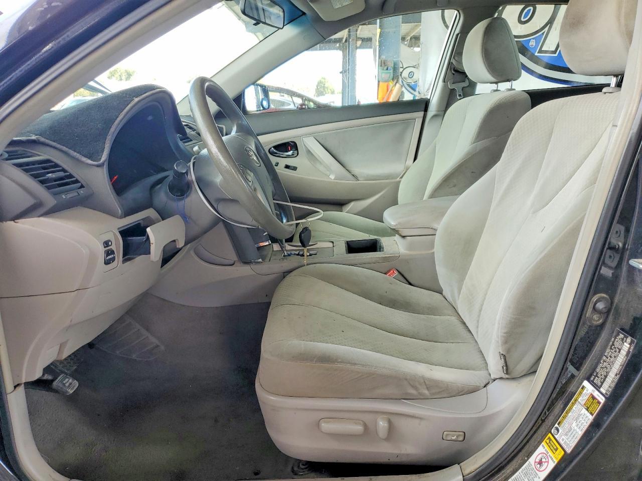 2009 Toyota Camry Le - Фото 7