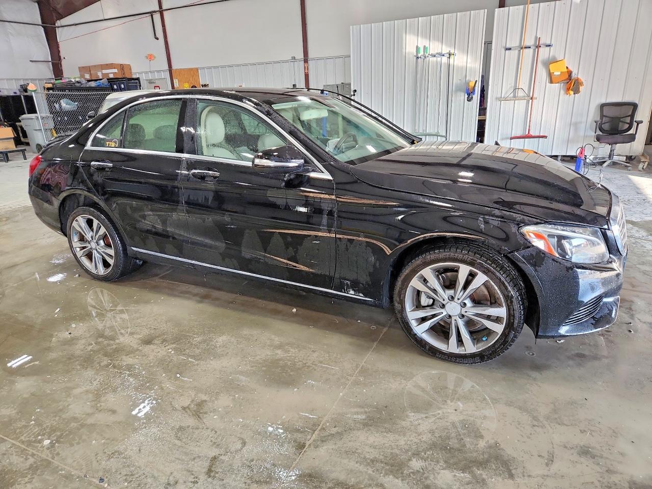 2015 Mercedes-Benz C 300 4Matic - Image 4