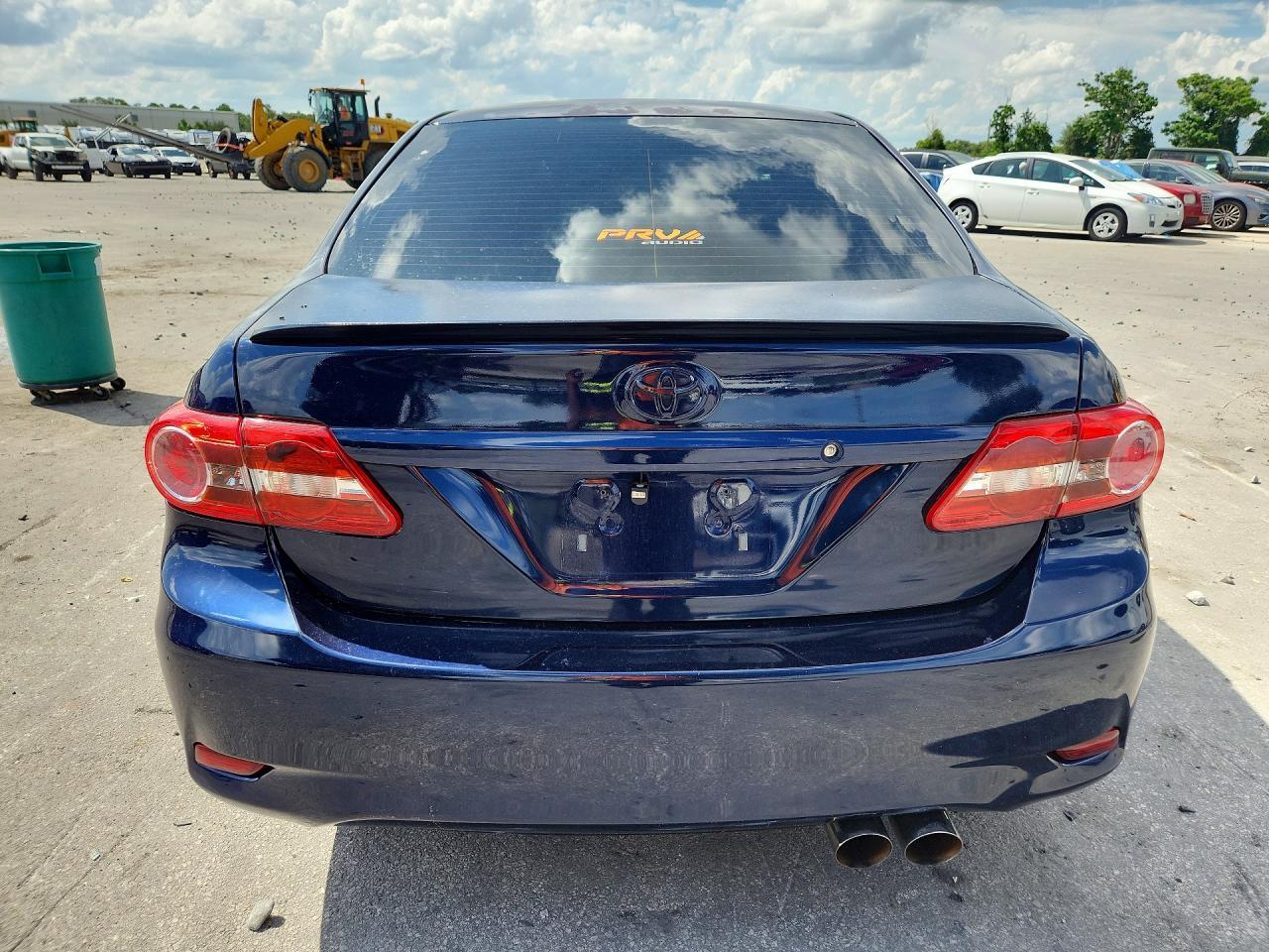 2013 Toyota Corolla L - Фото 6