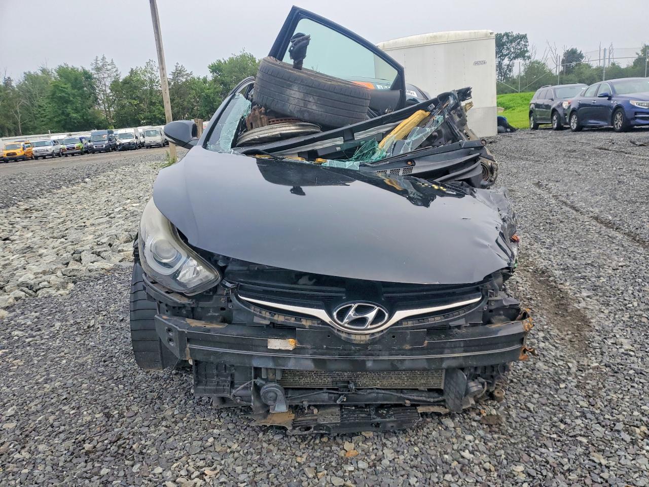 2014 Hyundai Elantra Se - Image 5