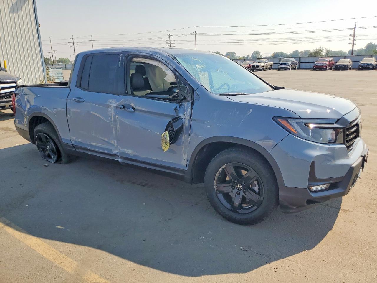 2023 Honda Ridgeline Black Edition - Image 4
