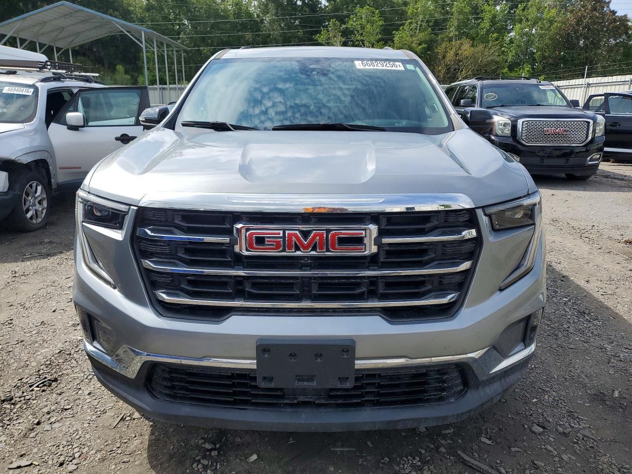 2024 GMC Acadia - Image 5