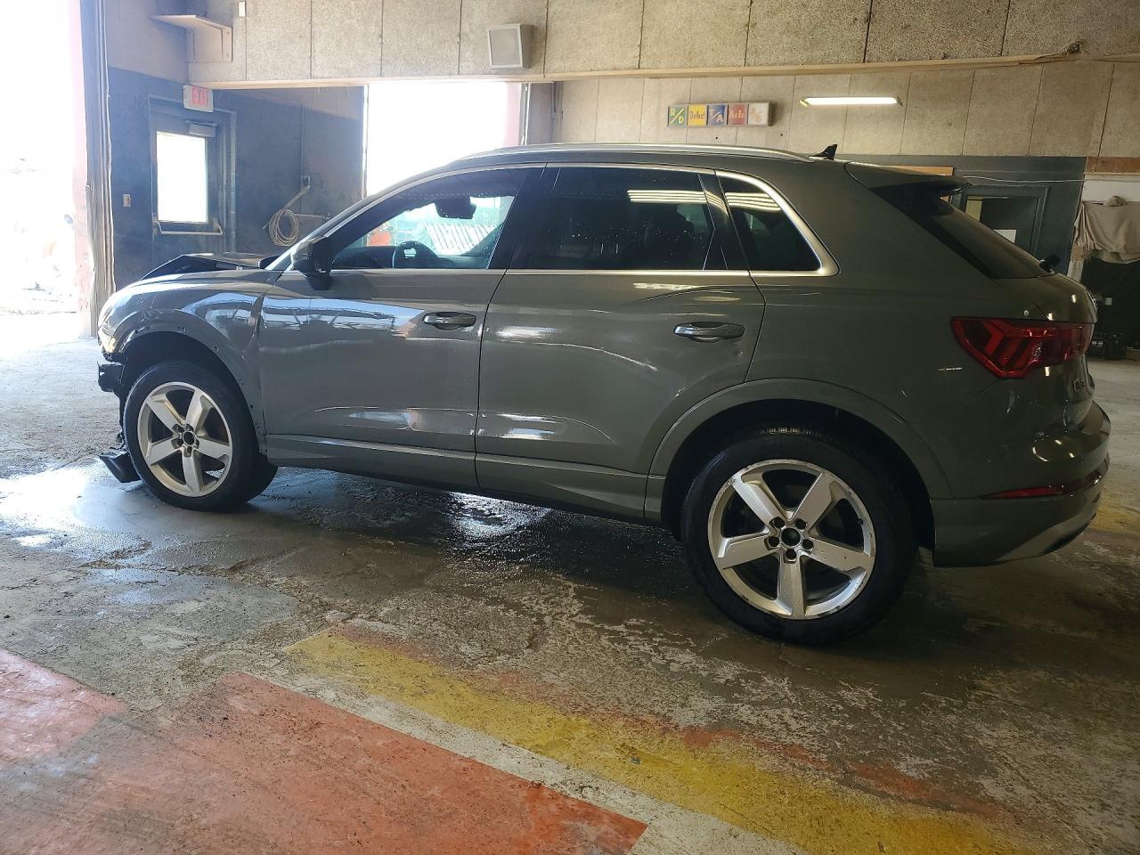 2019 Audi Q3 Premium - Фото 2