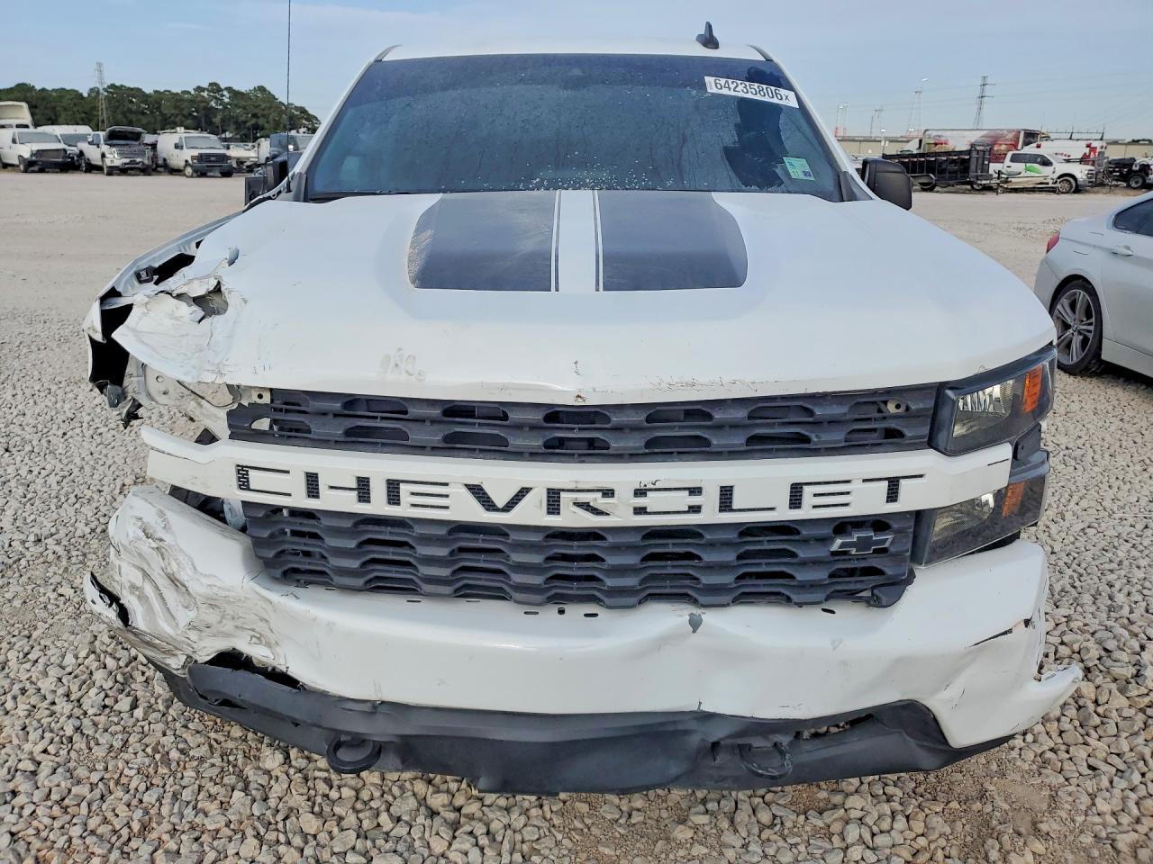2022 Chevrolet Silverado Ltd C1500 Custom - Фото 5