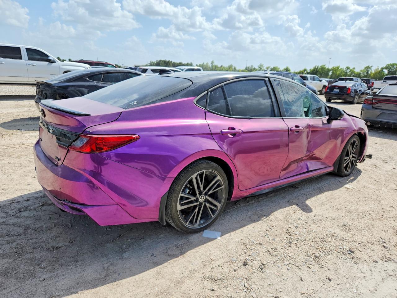 2025 Toyota Camry Xse - Image 3