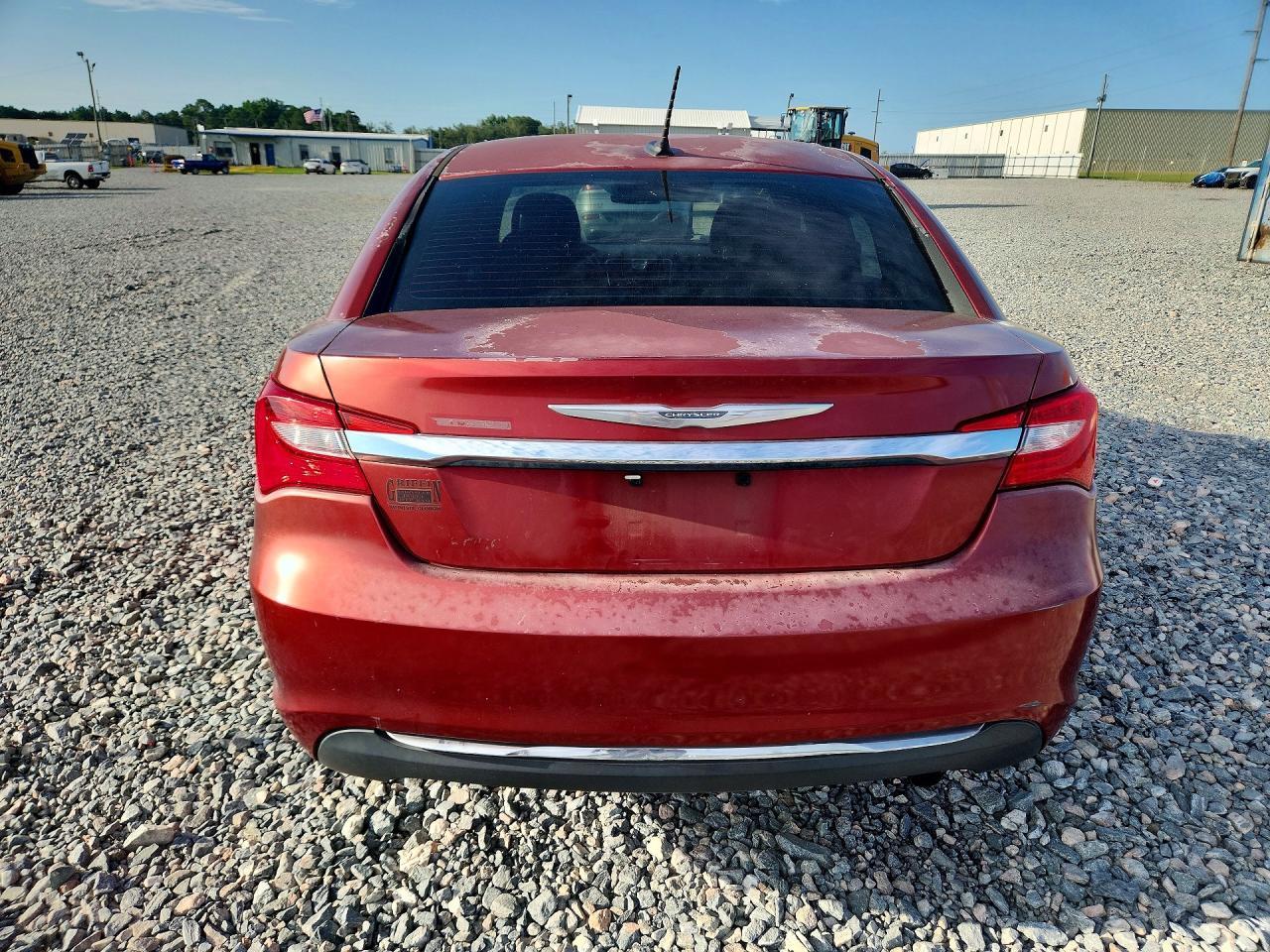 2014 Chrysler 200 Lx - Фото 6