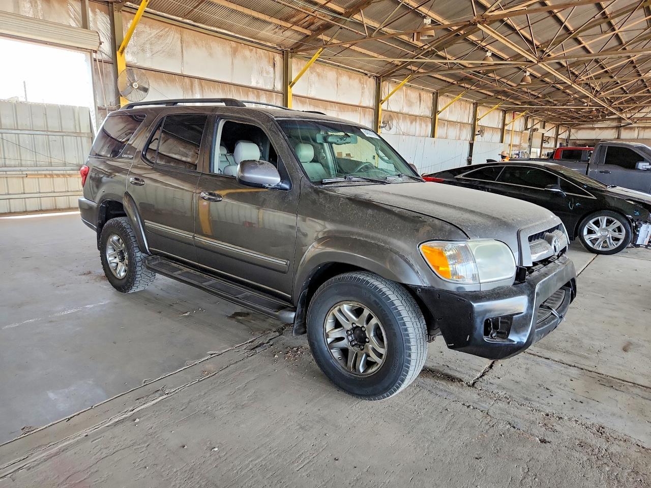 2006 Toyota Sequoia Limited - Image 4