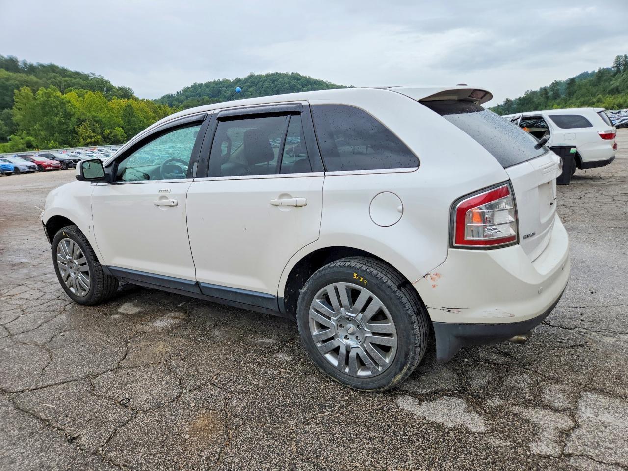 2010 Ford Edge - Фото 2