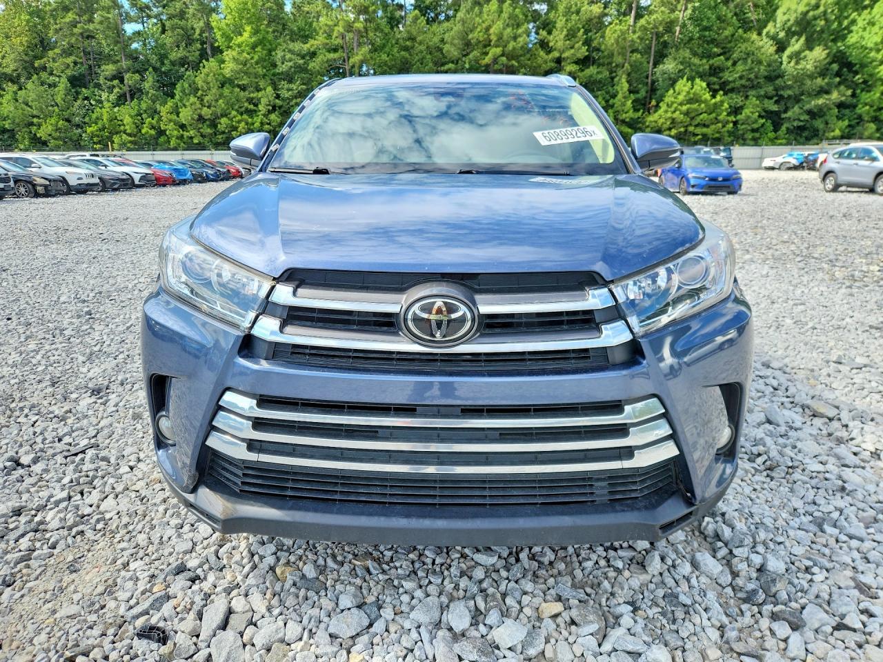 2017 Toyota Highlander Limited - Image 5
