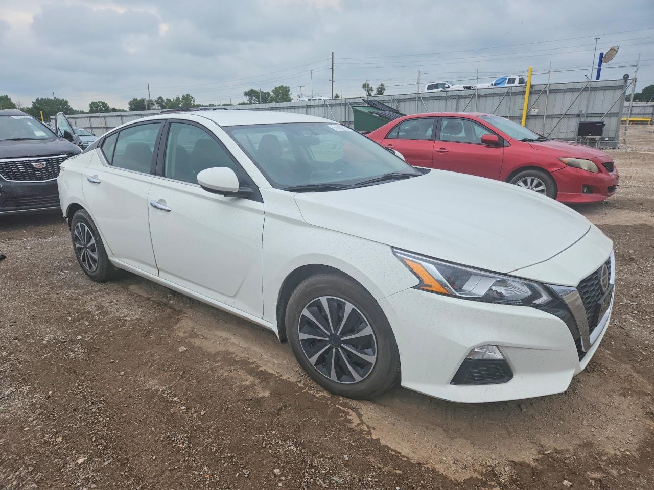 2019 Nissan Altima S - Image 4