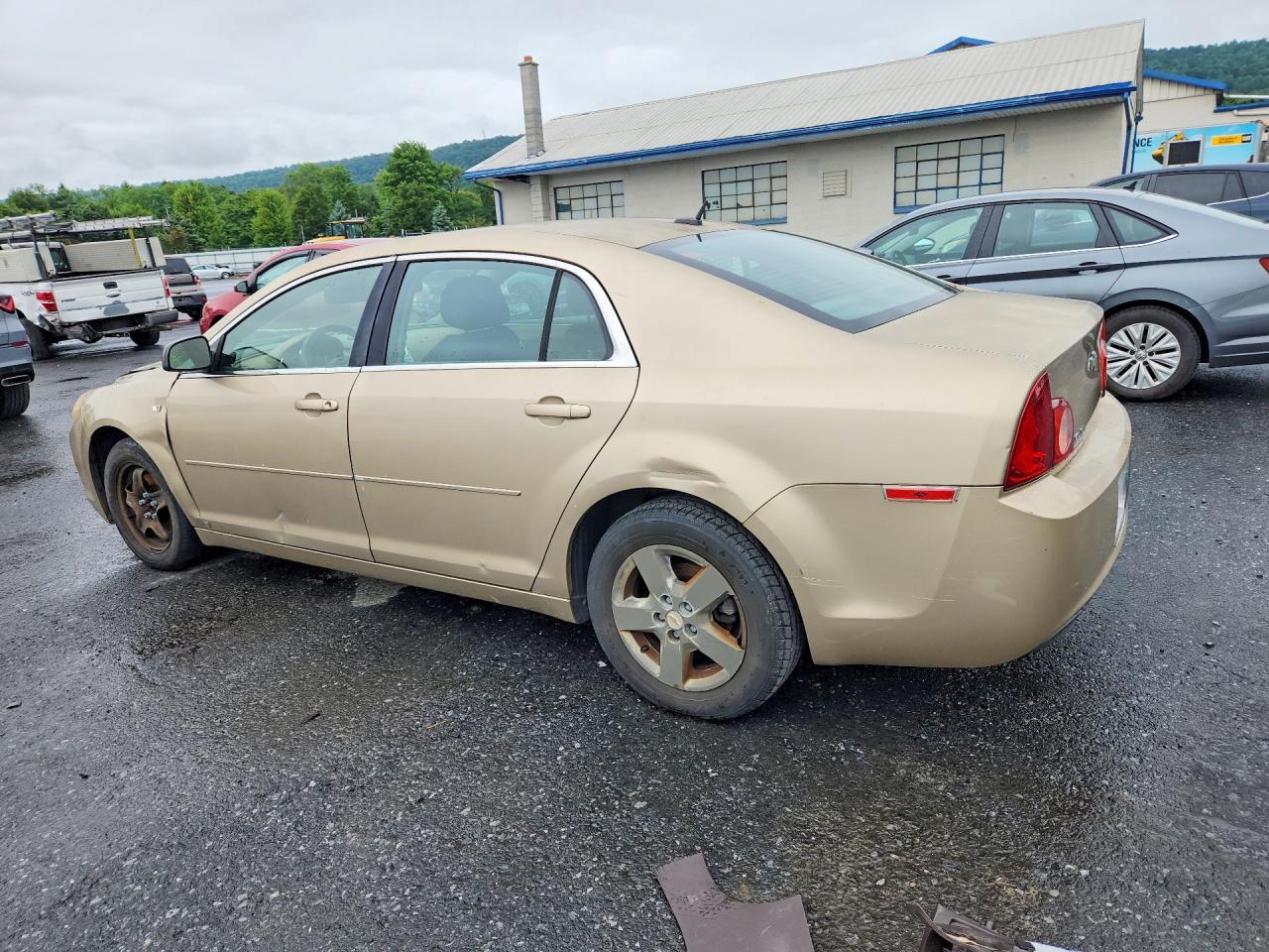 2008 Chevrolet Malibu Ls - Image 2