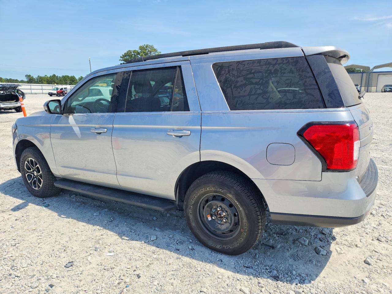 2024 Ford Expedition Xlt - Фото 2