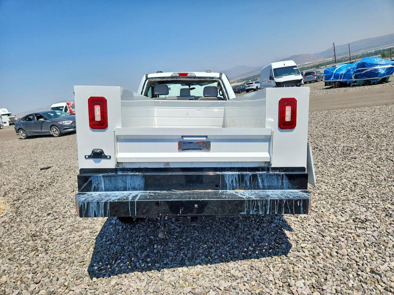2022 Ford F250 Sd 2Wd V8 Ffv Reg Cab 6.2L Xl Utility / Service Body - Фото 6