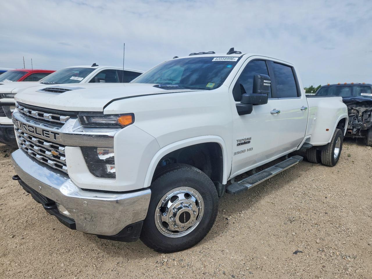 2022 Chevrolet Silverado K3500 Lt