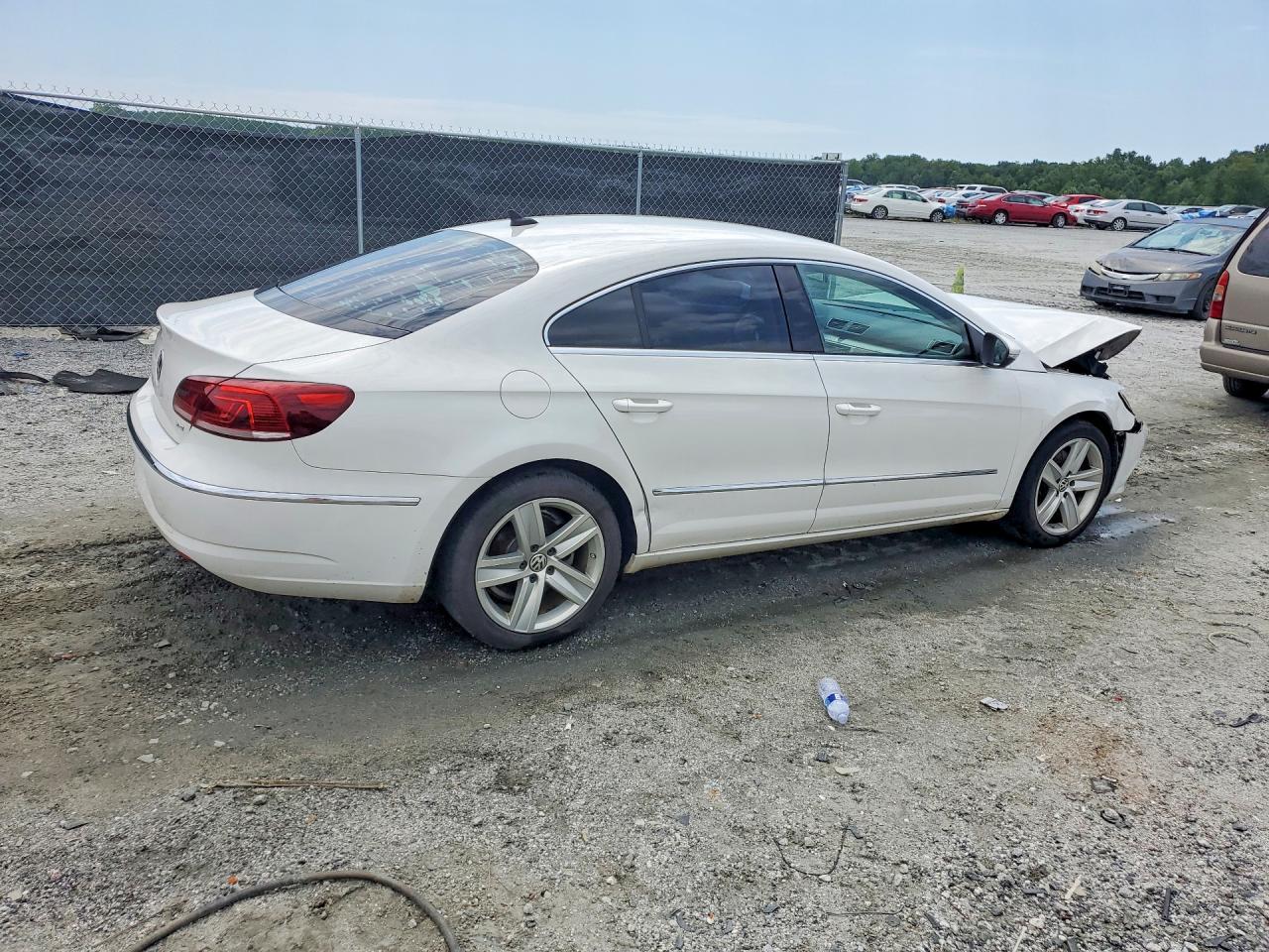 2014 Volkswagen Cc Sport - Image 3