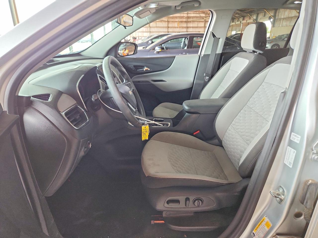 2021 Chevrolet Equinox Ls - Фото 7