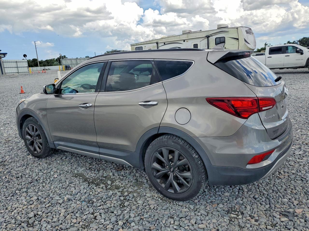 2017 Hyundai Santa Fe Sport 2.0T Ultimate - Image 2