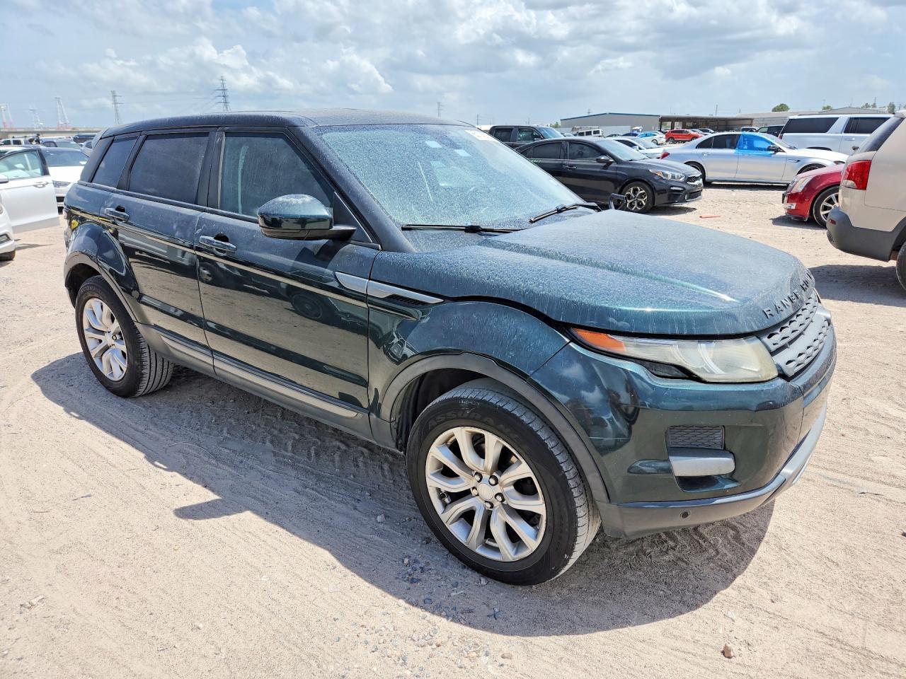 2015 Land Rover Range Rover Evoque Pure - Image 4