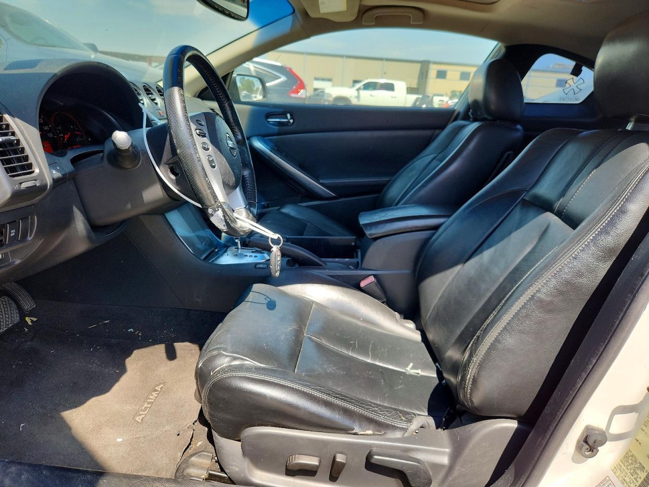 2009 Nissan Altima 3.5 Se - Фото 7