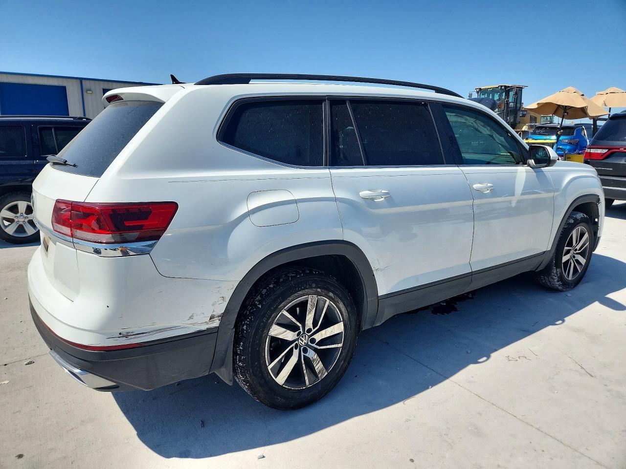 2022 Volkswagen Atlas Se - Image 3