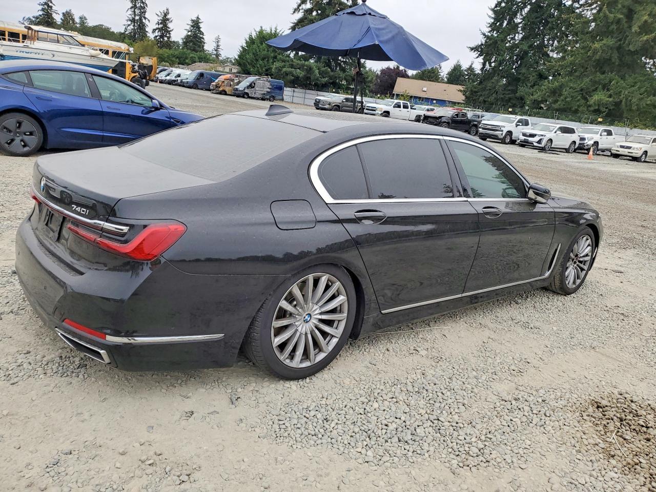 2020 BMW 740 Xi - Фото 3